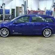 Opel Astra H OPC line