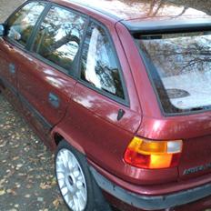 Opel Astra F ^^ASTRIX^^ BYTTET