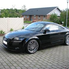 Audi TT 2,0 TFSI Coupé *SOLGT*