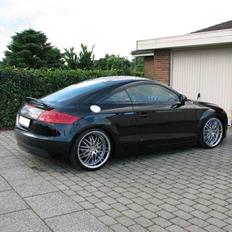 Audi TT 2,0 TFSI Coupé *SOLGT*