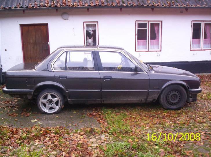 BMW E30 320i - solgt billede 15