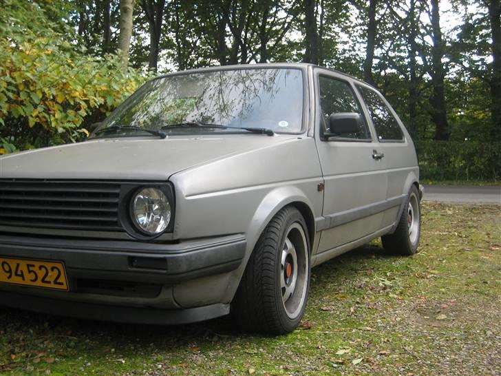 VW Golf 1,6 solgt billede 1