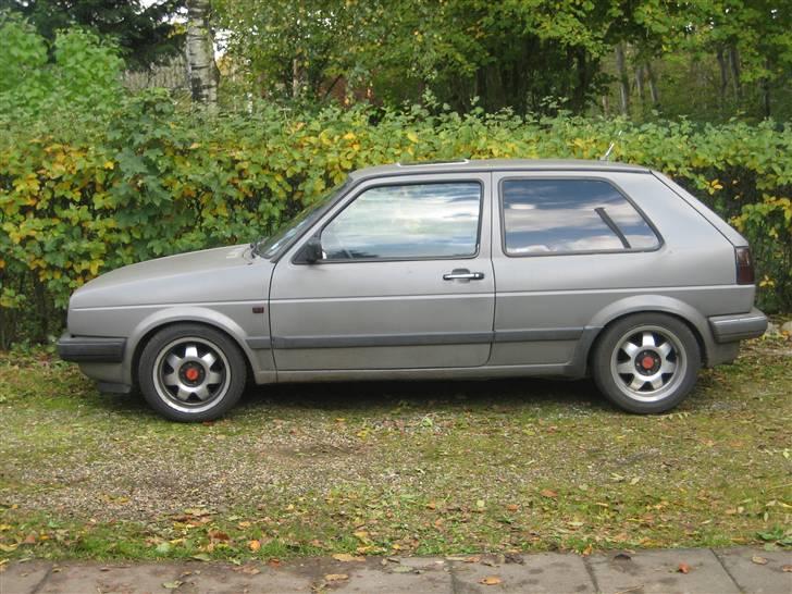 VW Golf 1,6 solgt billede 2