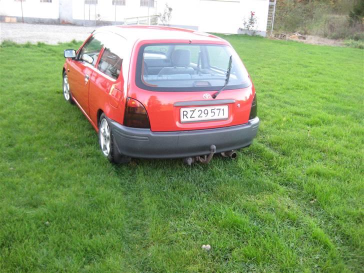 Toyota Starlet  SOLGT billede 2