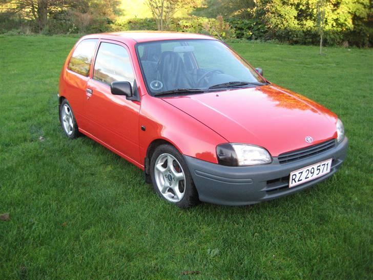 Toyota Starlet  SOLGT billede 3