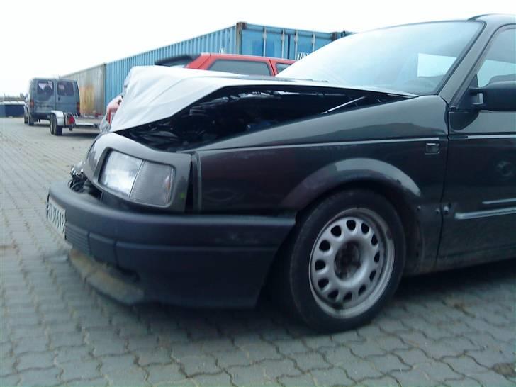 VW passat smadret billede 11