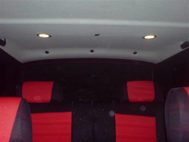 Fiat Tipo 1,6 i.e. *SOLGT* - 2 x 60 dioder som lys over bagsæderne billede 19