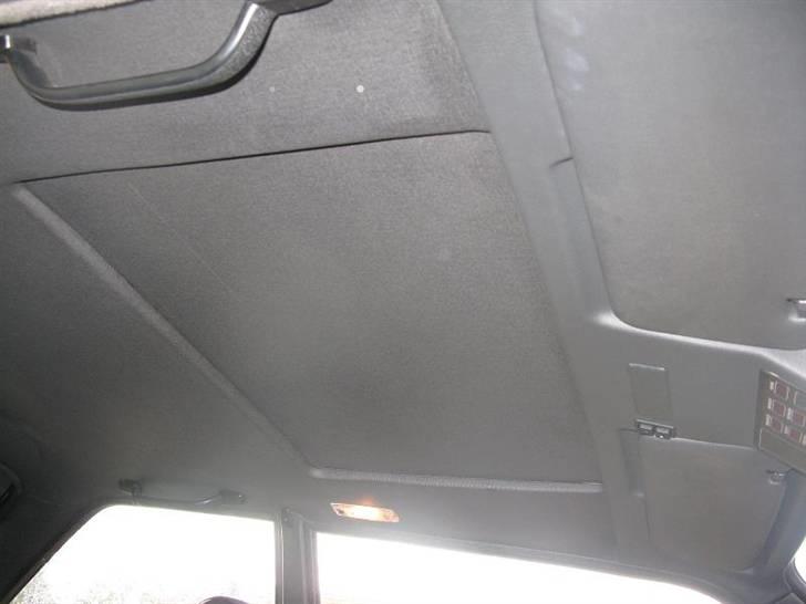 BMW E30 325I MtechII ( SOLGT) - Original sort himmel billede 9