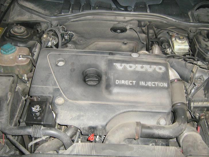 Volvo V70 7.pers SOLGT - den lille motor billede 16