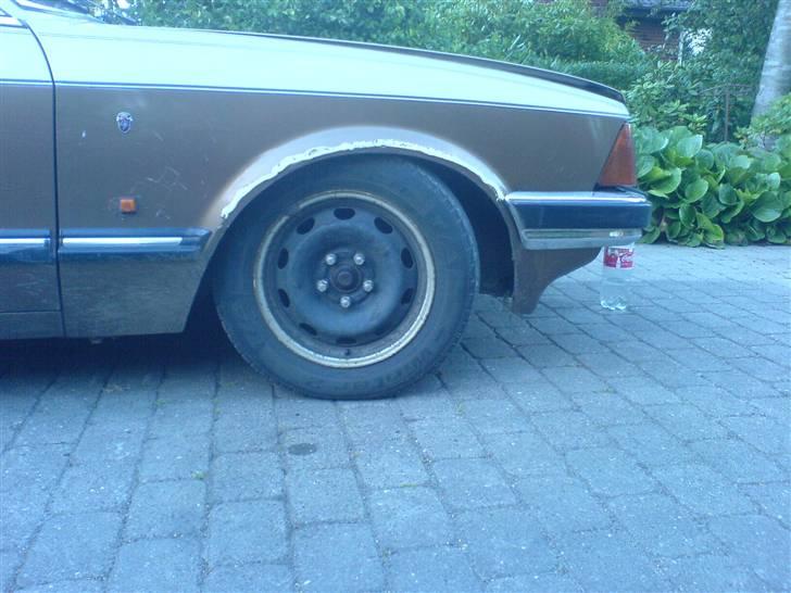 Ford Granada 2.8i Ghia Solgt billede 3