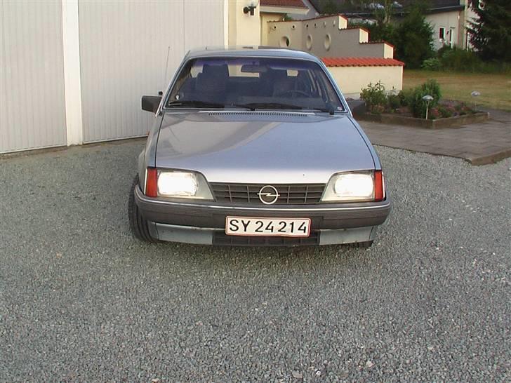 Opel Rekord E2 Solgt billede 1