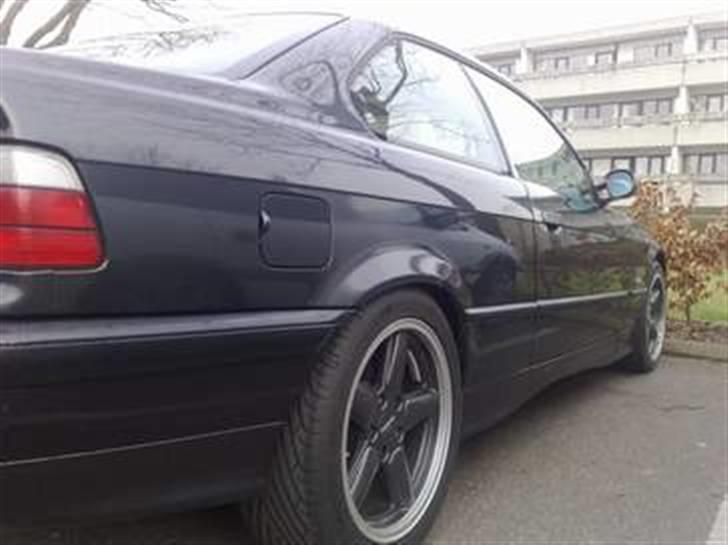 BMW 328i coupe billede 6