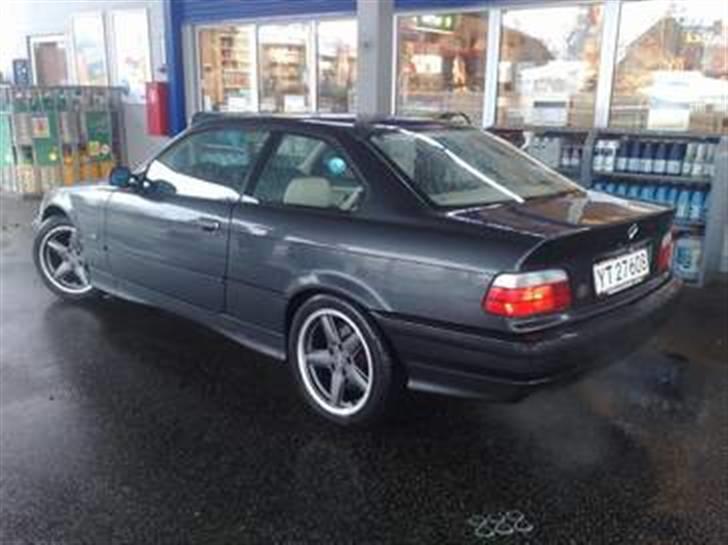 BMW 328i coupe billede 7