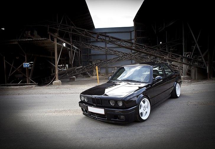 BMW e30 325i coupé M-Tech2 - SOLGT - billede 1