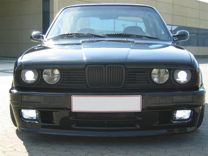 BMW e30 325i coupé M-Tech2 - SOLGT - - Hella Sorte forlygter med 2sæt Xeon8000k og Sorte Tågelygter med Xeon 8000k billede 14