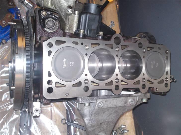 VW Passat 1,8 Turbo SOLGT billede 18