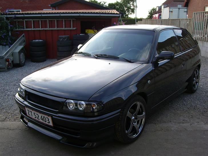 Opel Astra F * SOLGT * billede 1