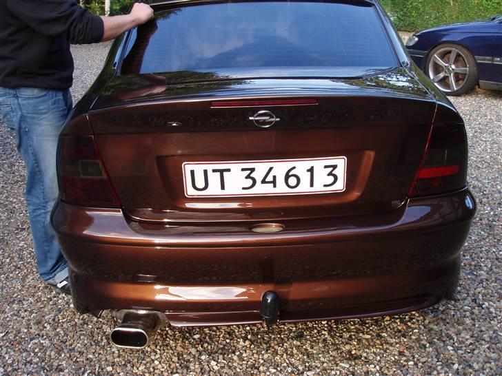 Opel Vectra B CD - SOLGT - Lås fjernet fra bagklappen. billede 18