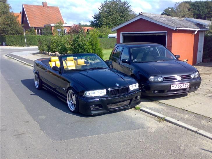 BMW 325i Cab E36 'SOLGT - Sammen med "lillebror" min dejlige Golf 4 billede 10