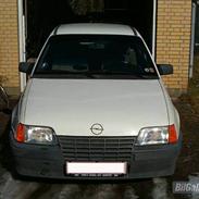 Opel Kadett 1,6 s *Solgt*