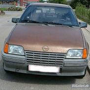 Opel Kadett E 1.8 GTE  *TOTAL*