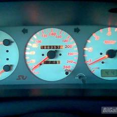 Nissan primera 1.6 sri