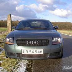 Audi TT 1,8T  -  SOLGT:-(     