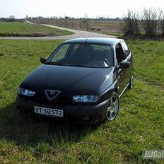 Alfa Romeo 145 1,6 L Boxer