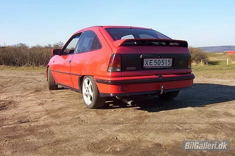 Opel Kadett GSI SOLGT billede 5