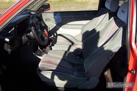 Opel Kadett GSI SOLGT billede 6