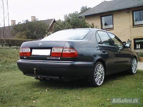 Toyota Carina E SOLGT billede 8