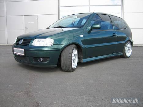 VW Polo 1.4 16v SOLGT!!! billede 2