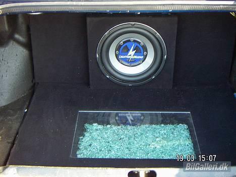 VW 1,8 cl - Så er det snart færdigt.... mangler min forstærker fra tyskland, og så skal vi lige have lavet siderne færdige. billede 9