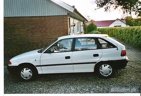 Opel Astra billede 2