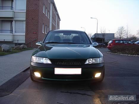 Opel Vectra B solgt den 24 - 4 - Opel Vectra 2.0 16V CD. Kamei grill  billede 1