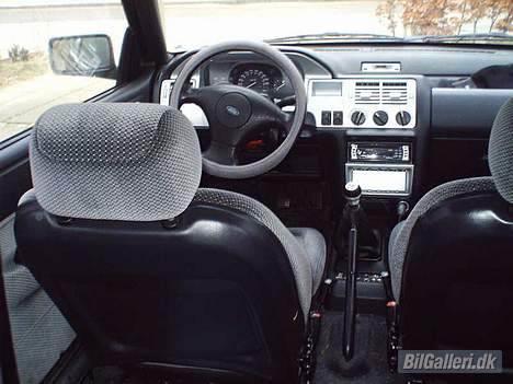 Ford Escort (kurtklorin) Solgt billede 10