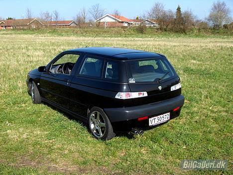 Alfa Romeo 145 1,6 L Boxer billede 3