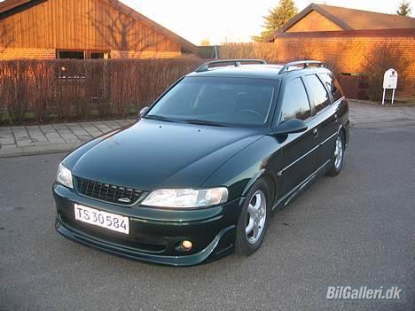 Opel Vectra B stc 2,0  Sport   billede 4