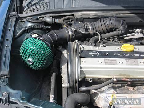 Opel Vectra B stc 2,0  Sport   - så er der kommet filter på nice billede 6