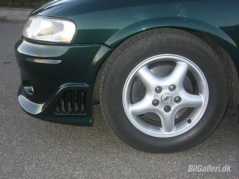 Opel Vectra B stc 2,0  Sport   - 15" vinter alu billede 7