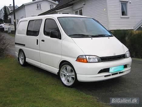 Toyota Hiace billede 2