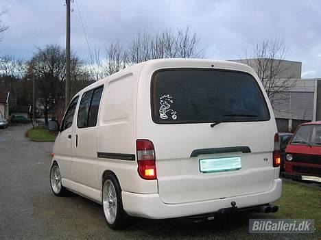 Toyota Hiace billede 3