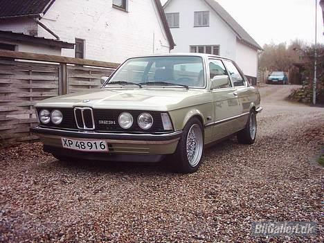 BMW e21 323i - 2004 billede 1