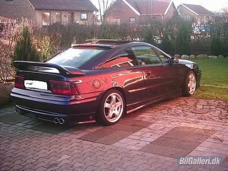 Opel Calibra Turbo 4x4 ( en fuld idiot smadrede den ) billede 7