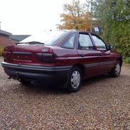 Ford Escort 