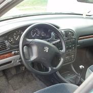 Peugeot 406