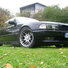 BMW 750i