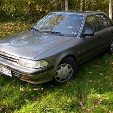 Toyota carina II XX TIL SALG XX