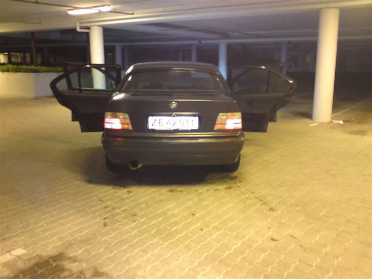 BMW E 36 solgt billede 3