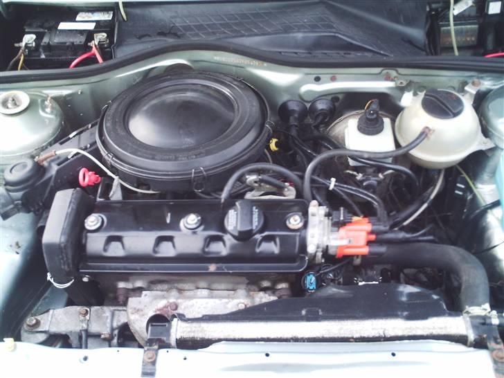 VW polo coupe Totalskadet billede 10